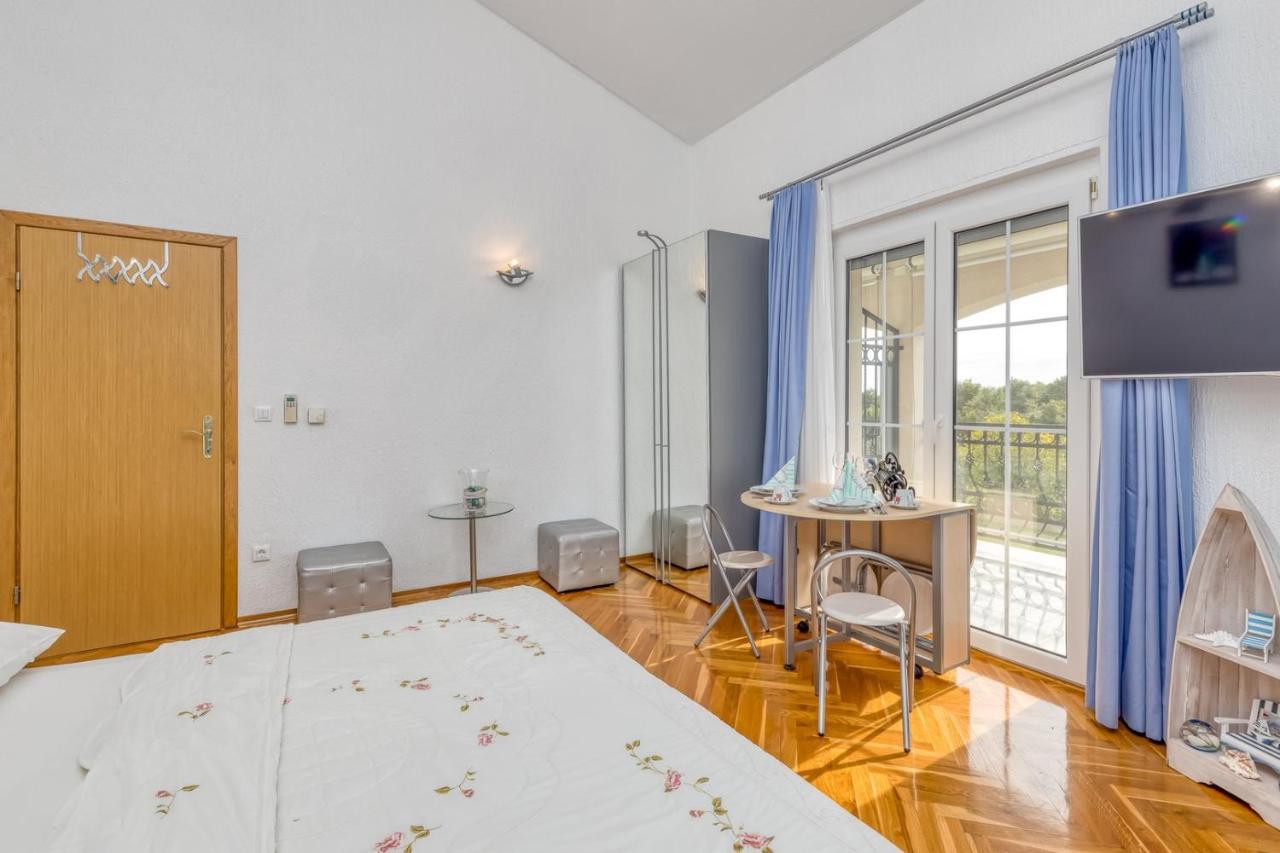 Apartments Covic Antonci  Екстер'єр фото